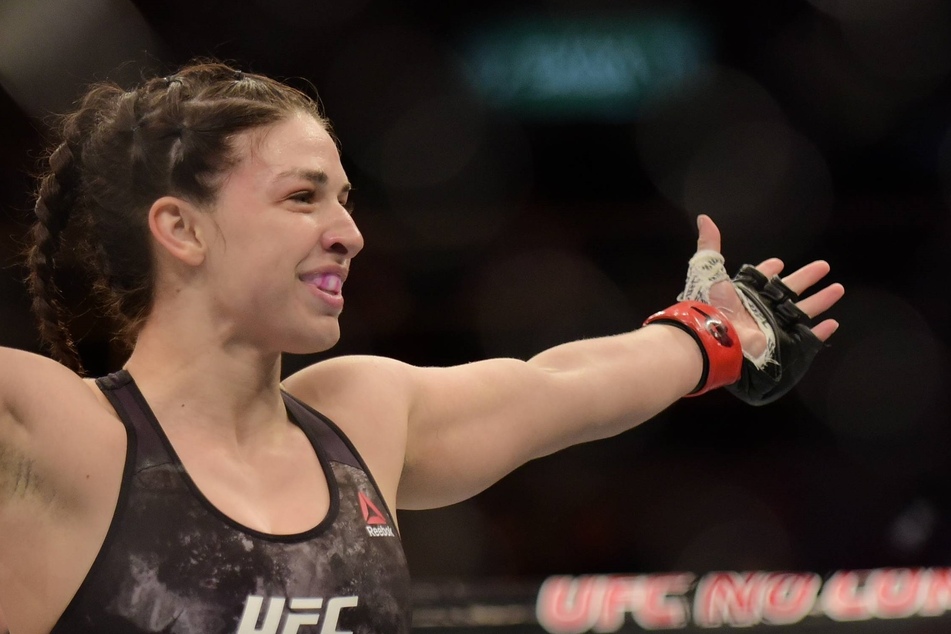 Strawweight Mackenzie Dern got a first-round armbar submission over Nina Nunes.
