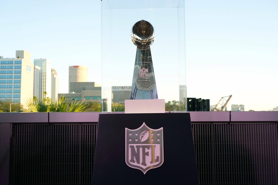 In the shadow of the pandemic, Super Bowl LV is a story of comeback kids