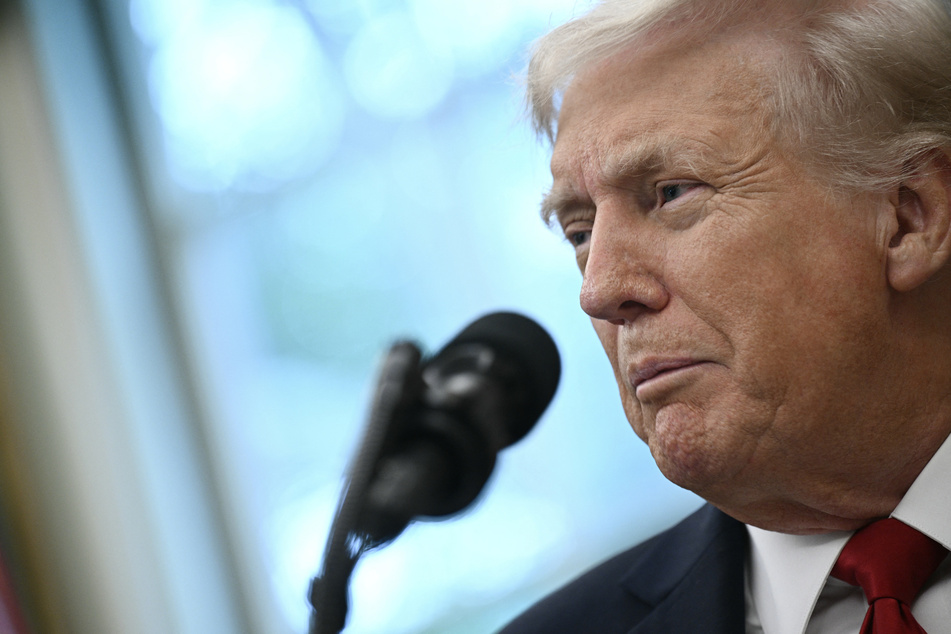Trump announces "armed conflict" with drug cartels in notice to Congress