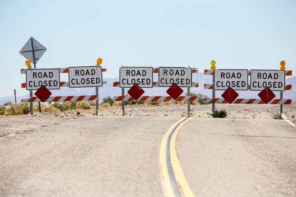 5 dead after truck driver crashes into group of cyclists outside Las Vegas