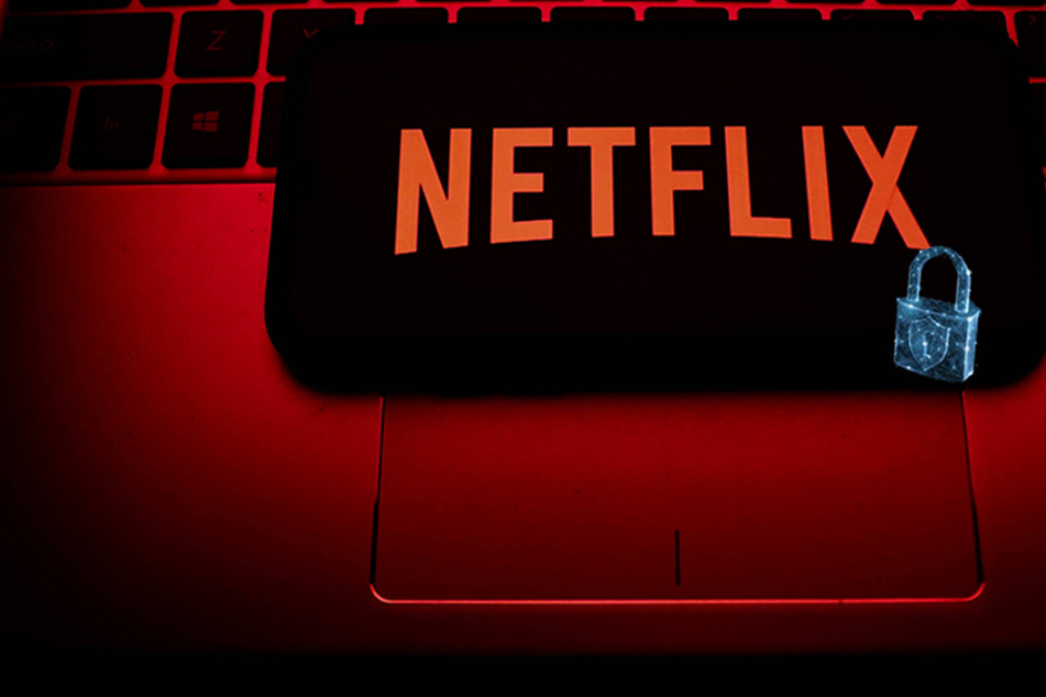 Netflix cracks down on password sharing at users' expense