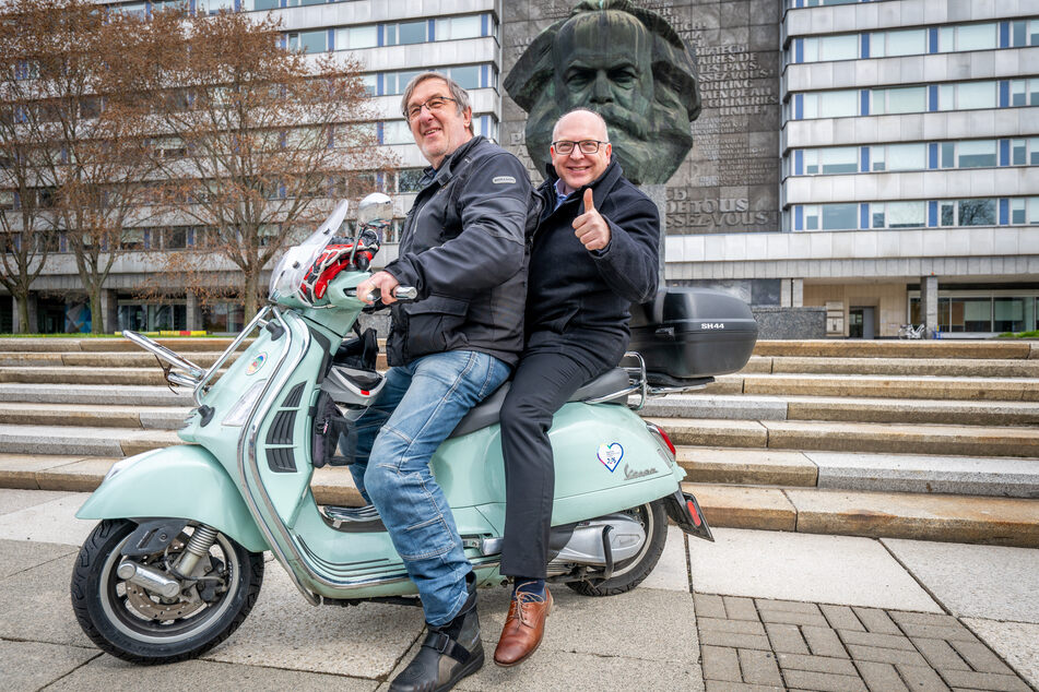 Bernd Rippert (l.) and Chemnitz Mayor Sven Schulze.
