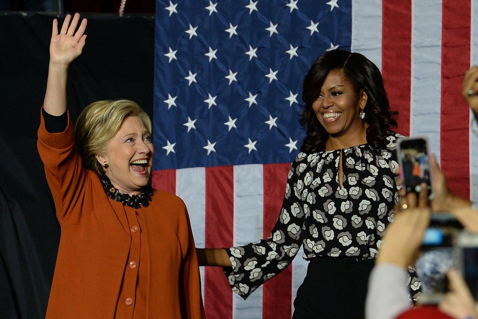 Many women came to Jill Biden's defense, including former Secretary of State Hillary Clinton (l.) and former First Lady Michelle Obama (archive photo).