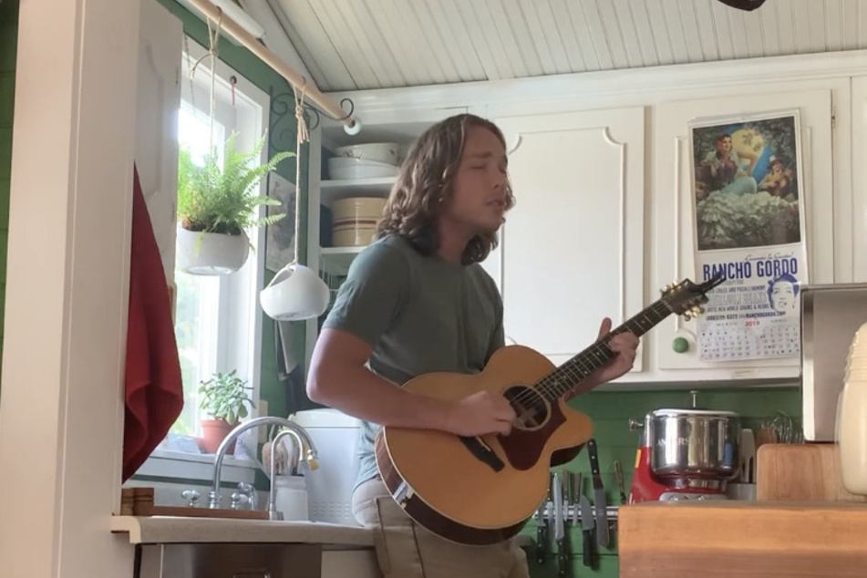Singer-songwriter Brandon Ratcliff is releasing his debut album on Friday.