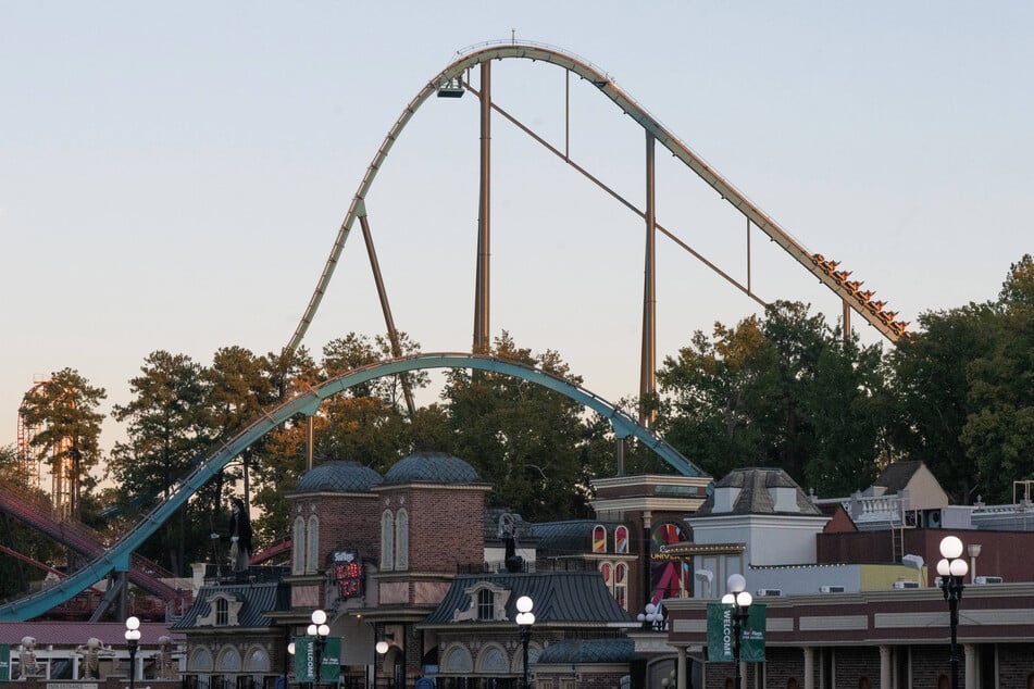 The Goliath roller coaster at Six Flags Over Georgia has been closed after an incident that left one person dead and several injured.