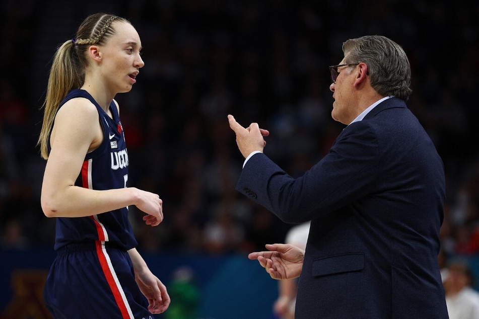 Paige Bueckers sees "light at the end of the tunnel" in college basketball return