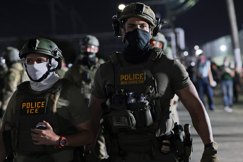 New York man sues after getting threatened by federal officers over email criticizing ICE chief