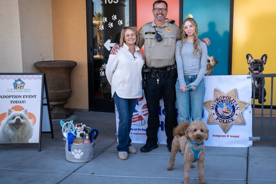Dog abandoned at Las Vegas airport finally lands a loving home