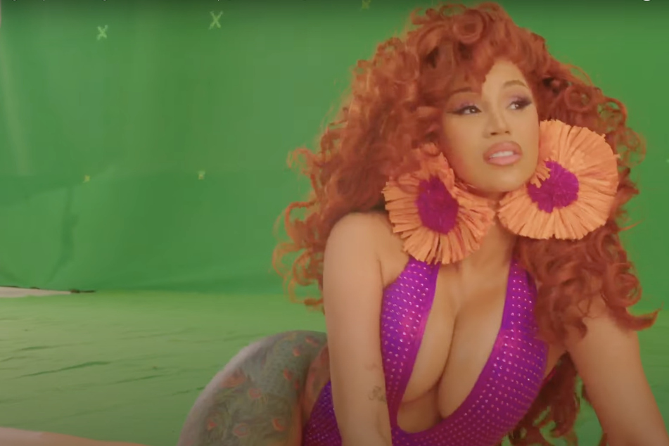Cardi B drops new Bongos behind-the-scenes – with a rattlesnake scare!
