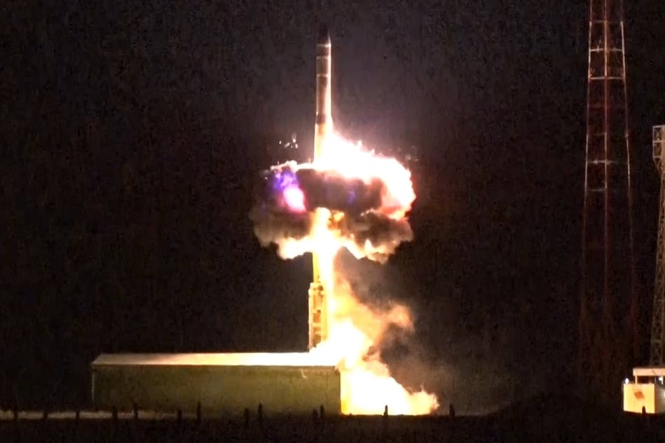 Russia successfully test-fired an intercontinental ballistic missile at a site in the south of the country, the Defense Ministry in Moscow said.