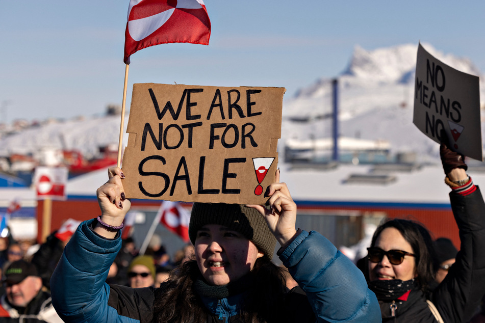 Visits to Greenland by US officials have angered Danish and Greenlandic politicians.