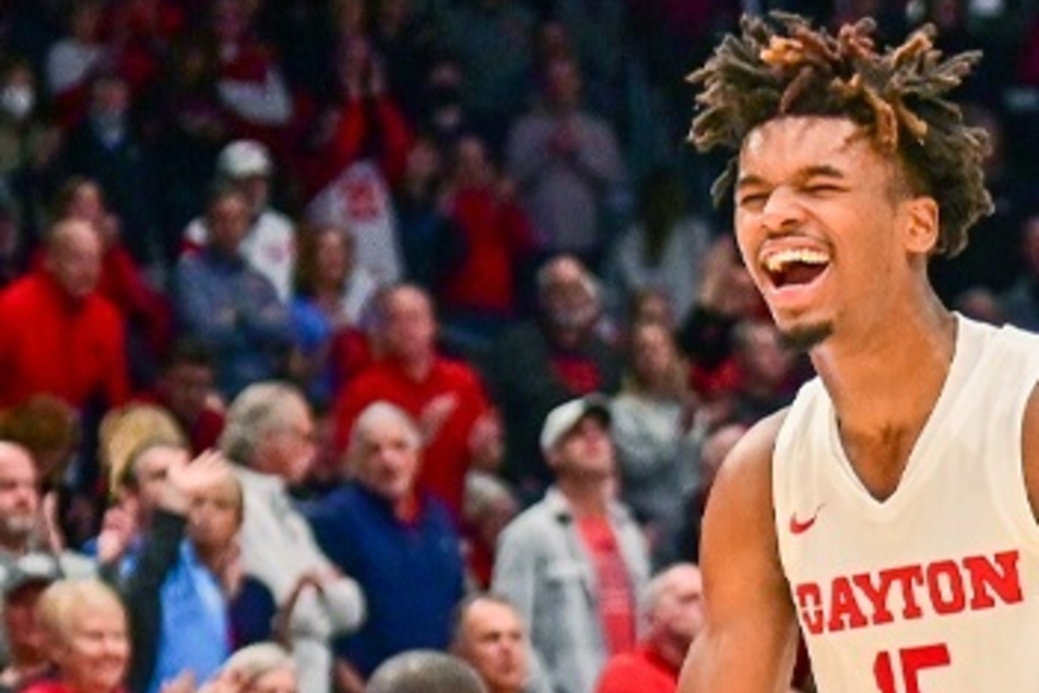 College basketball: Dayton gets the upset win over Kansas in the last second