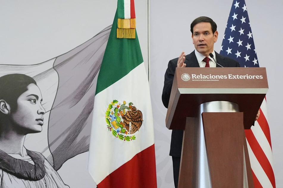 US and Mexico launch "historic cooperation" to fight cross-border gun trafficking