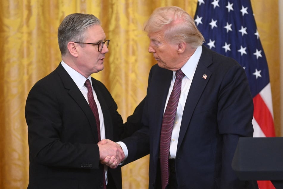 Trump tells UK to ditch "unsightly" wind turbines and drill for oil