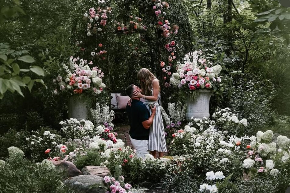 Travis Kelce and Taylor Swift announced their engagement on August 26.