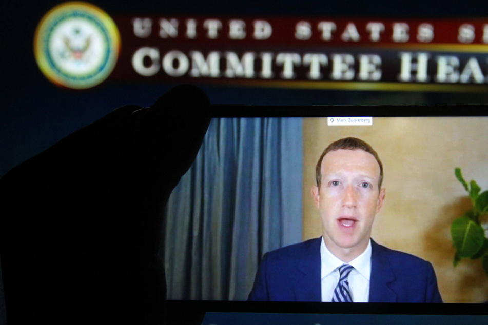 Facebook overpaid FTC fine to safeguard Zuckerberg, lawsuit claims