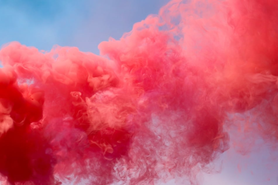 Gender reveal stunt turns tragic after horrific plane crash