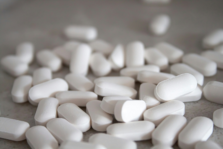 New research reveals how E. coli can transform plastic waste into painkillers!