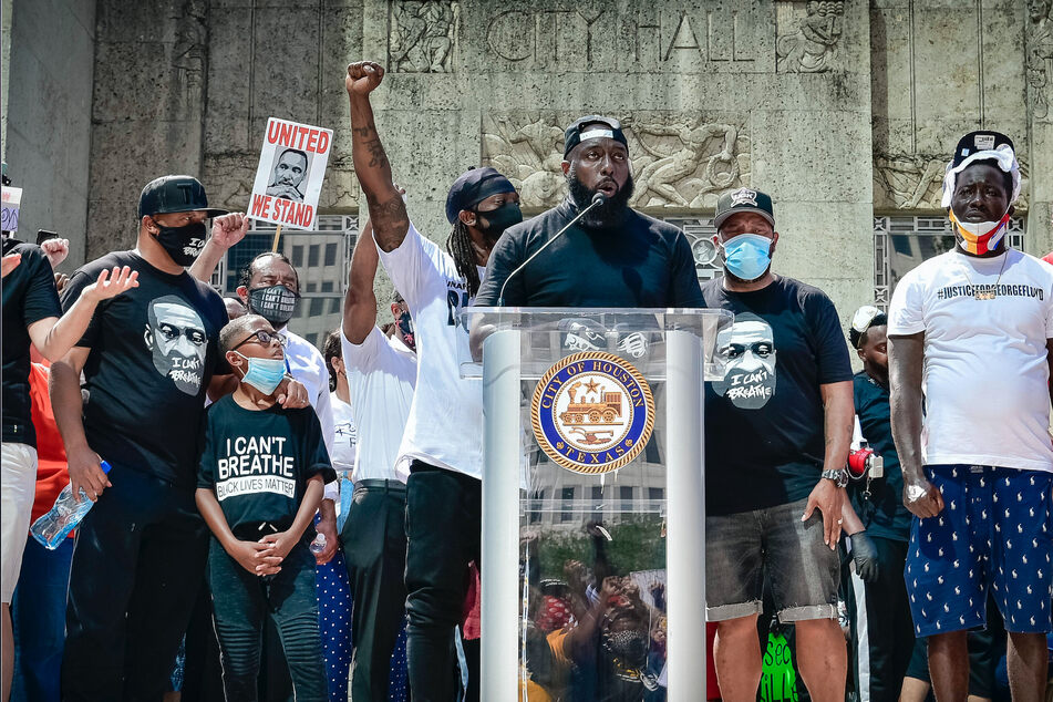 Rapper Trae tha Truth negotiates virtual funeral attendance for Houston inmates