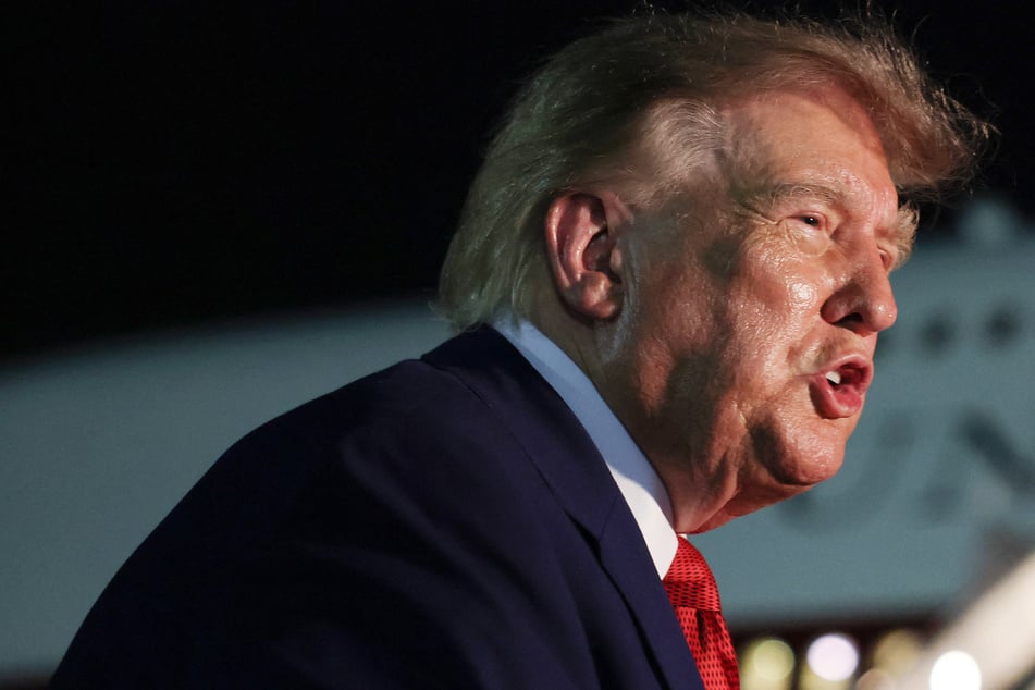 Trump sued over "corrupt and unconstitutional" sale of early access to Truth Social posts