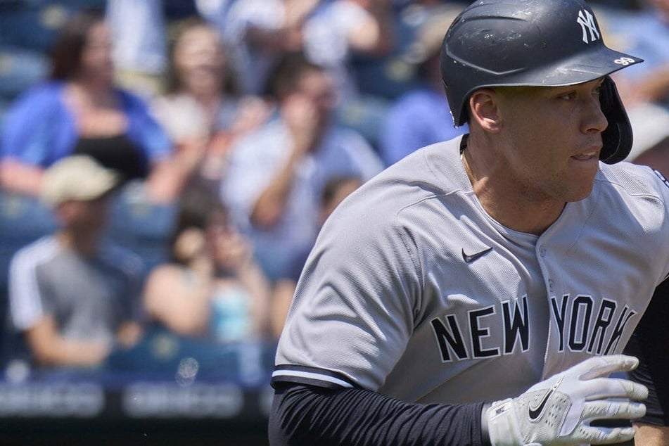 MLB: The Yanks make a late comeback against the Twins to stay in the Wild Card race