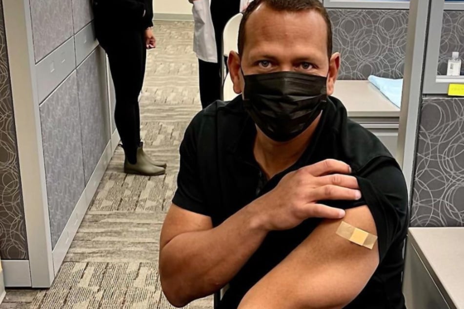 From dad-bod to Slim Rod: Alex Rodriguez shows off new body following split from Jennifer Lopez