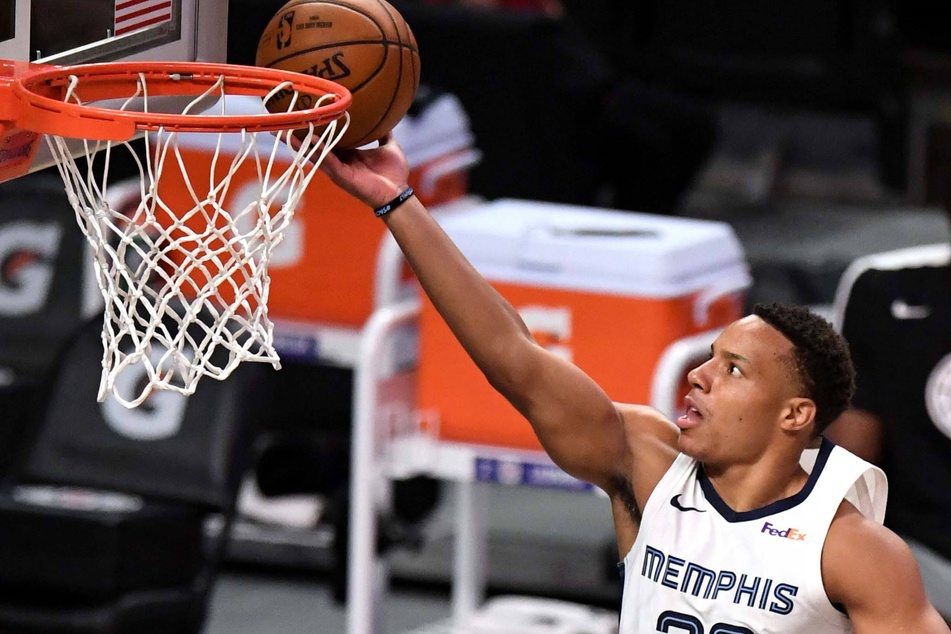 NBA Playoffs: The Grizzlies shock the Warriors to take the eighth seed