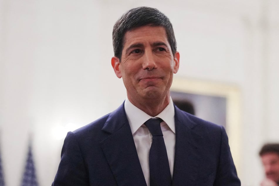 Kevin Warsh kicked off his first meeting as the new chairman of the Federal Reserve on Tuesday.