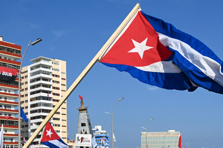 As tensions flare with the US, Cuba has quietly released a guide on surviving "potential enemy attacks."