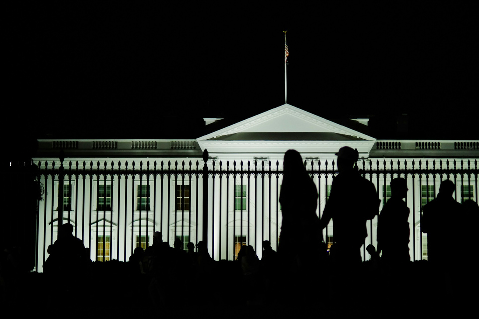 Vehicle crashes into White House security gate while Trump is home