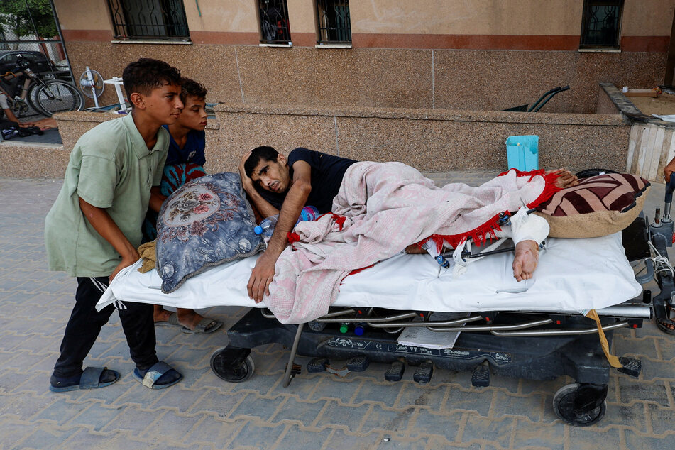 Sick, injured, and dying patients had to be hurriedly evacuated from the European Hospital amid the evacuation order.