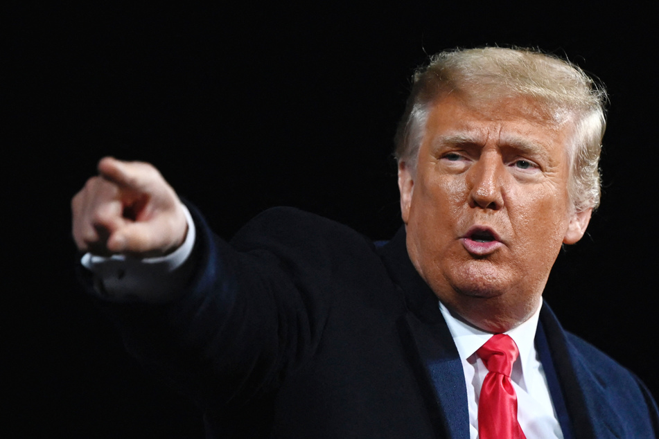 Donald Trump restarts fight to move hush money case to federal court