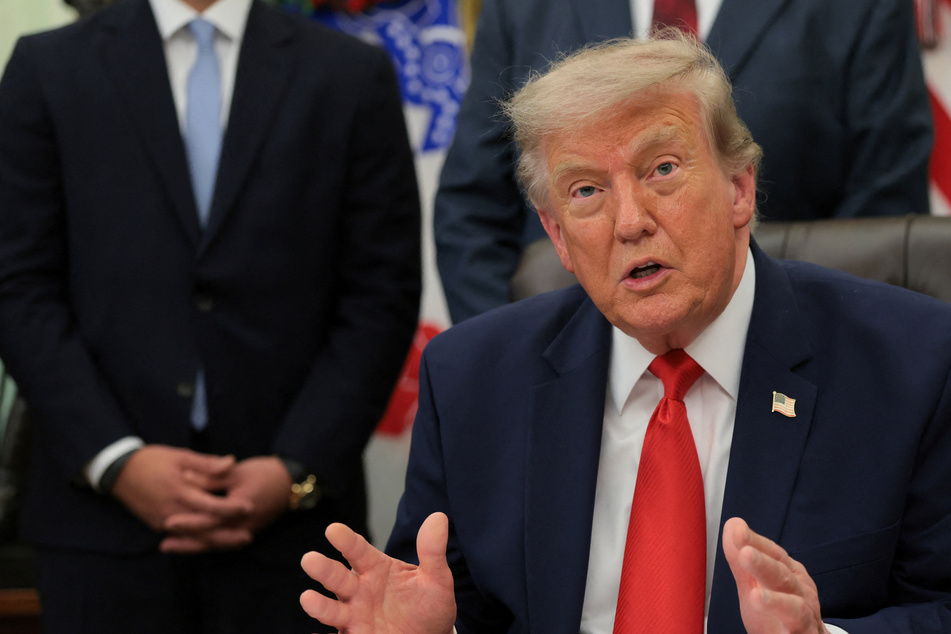 Trump unveils $22 billion plan to overhaul "one of the worst airports" in the world