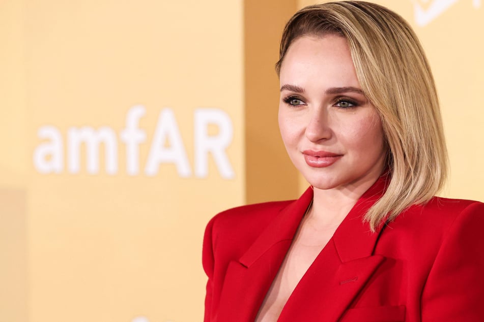 Hayden Panettiere arrives at the 2022 amfAR Gala Los Angeles held at the Pacific Design Center on November 3, 2022. New 911 audio has revealed what happened on the Heroes star died at just 36 years old.