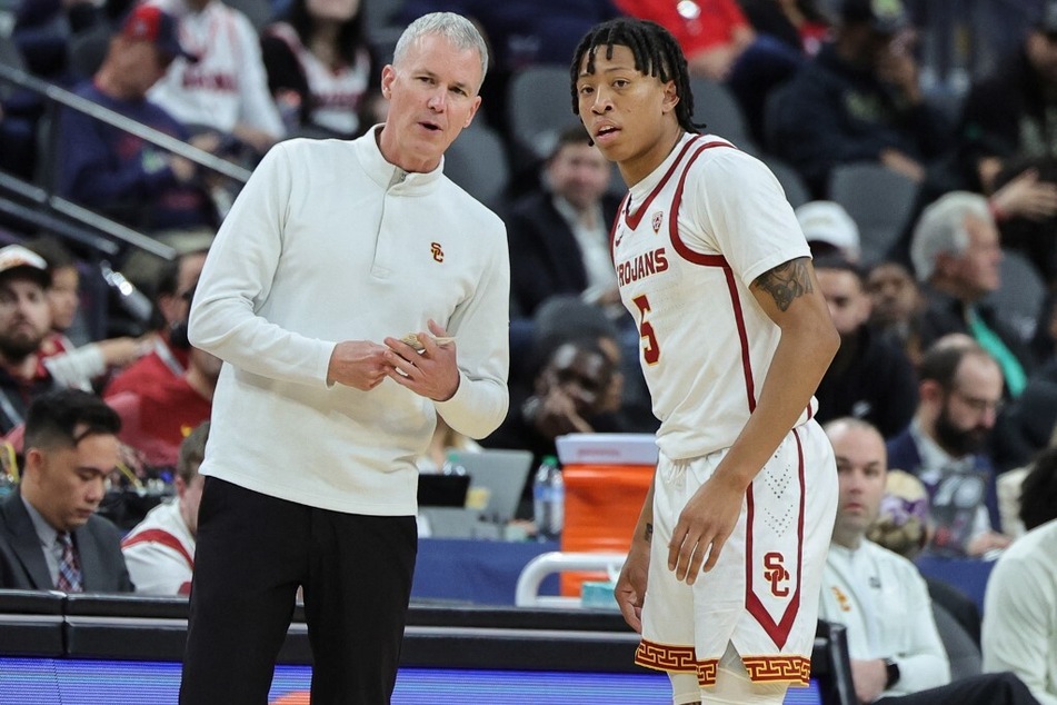 USC guard Boogie Ellis (r.) spoke kind words about Bronny James and Sophomore Vincent Iwuchukwu, who both made huge progress after suffering cardiac arrests.
