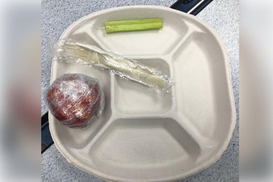 "The school oven is broken so I’ve been just eating whatever I can," a student Instagram account captioned this public school lunch.