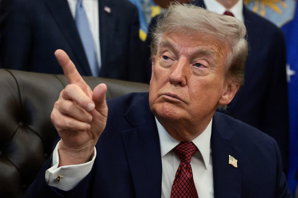 Trump faces midterm reckoning with 100 days until crucial elections