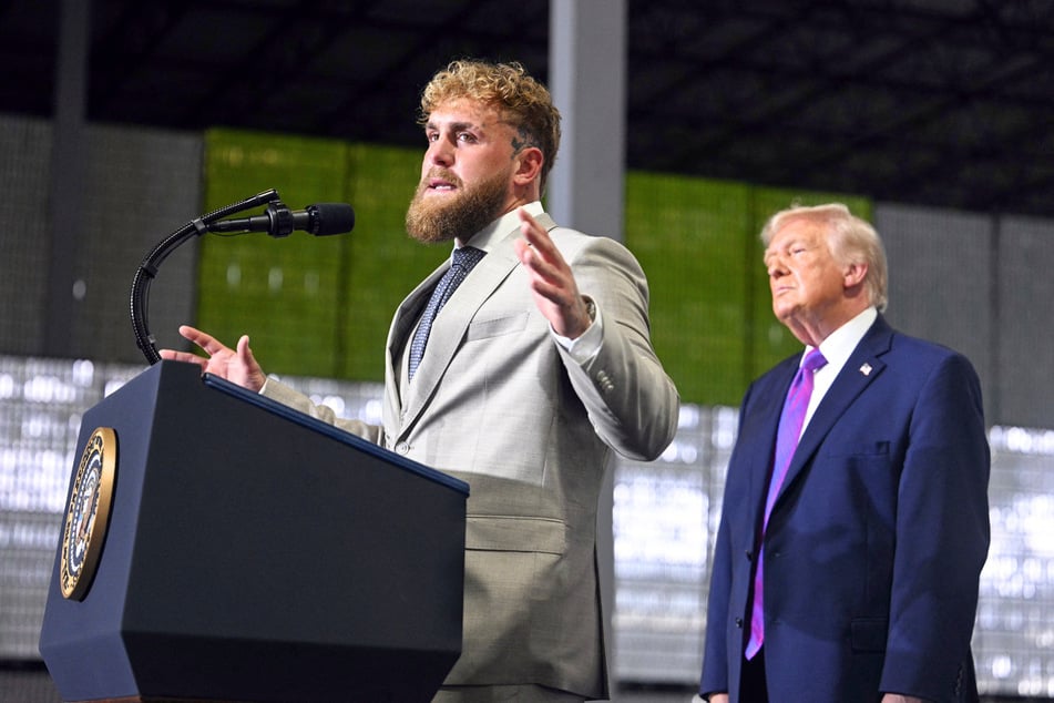 President Donald Trump (r.) endorsed Jake Paul for office at a recent rally – even though the MAGA influencer isn't running for anything.