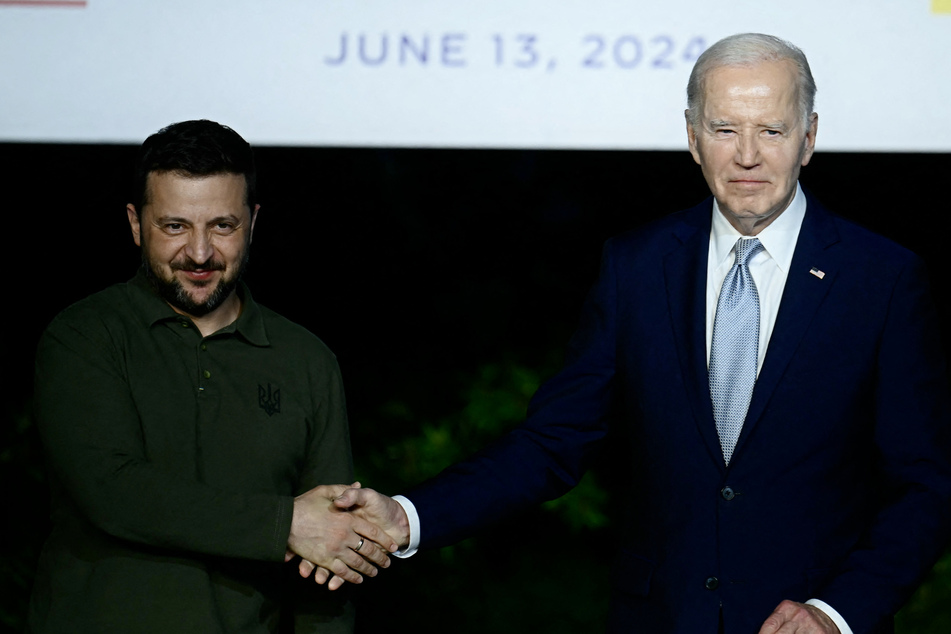 Ukrainian President Zelensky (l.) said last week that he planned to discuss his victory plan with Biden "this month", and added on Wednesday that the plan was now "fully prepared."