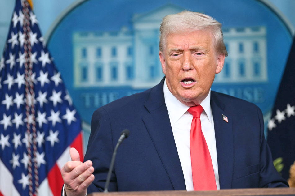 Trump excludes Democrats from traditionally bipartisan US governors meeting at the White House