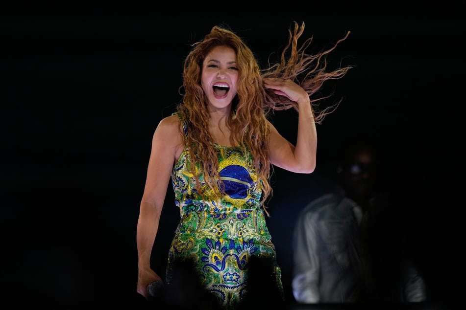 Singer Shakira has once again produced an official song for the upcoming World Cup.).