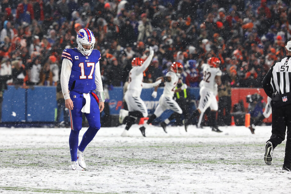 Cincinnati Bengals players celebrate during their Divisional round win against the Buffalo Bills.