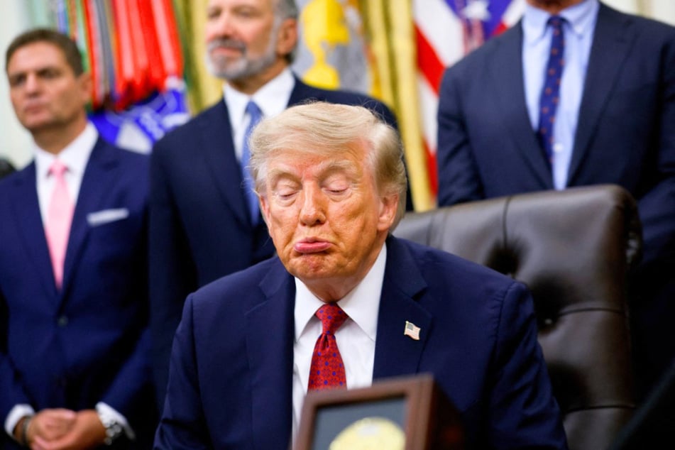 Recent polling found voters across the country disapprove of President Donald Trump's leadership ahead of the November midterm elections.