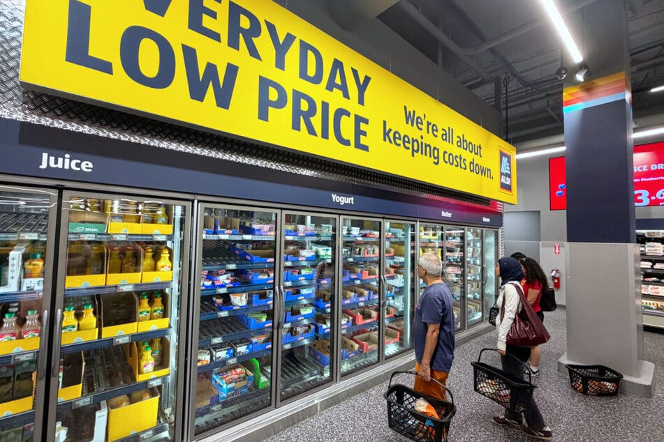 Aldi’s latest deals cover the kitchen, the tree and the pantry, and you can see them all here