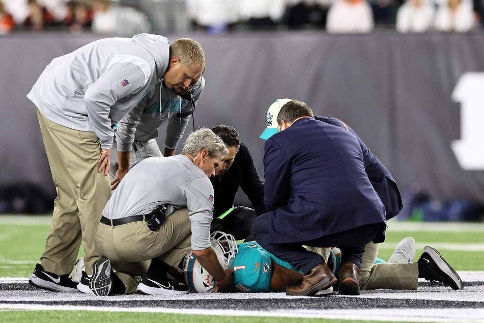 NFLPA ousts neurotrauma consultant who cleared Tua Tagovailoa's return