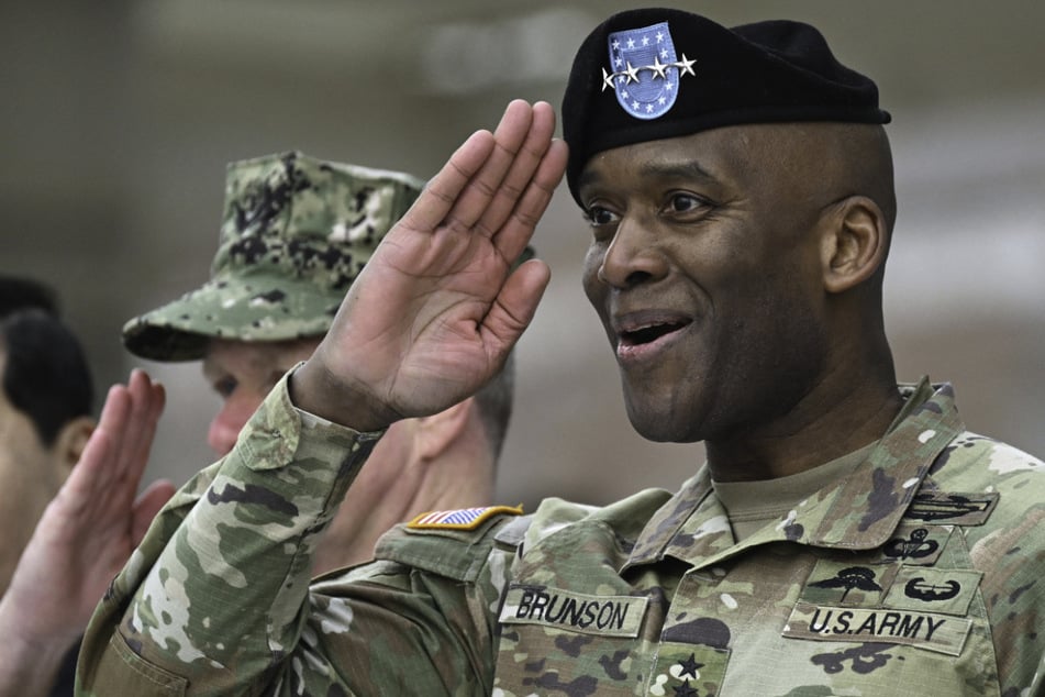 North Korea slams US commander's remarks comparing South to "dagger"