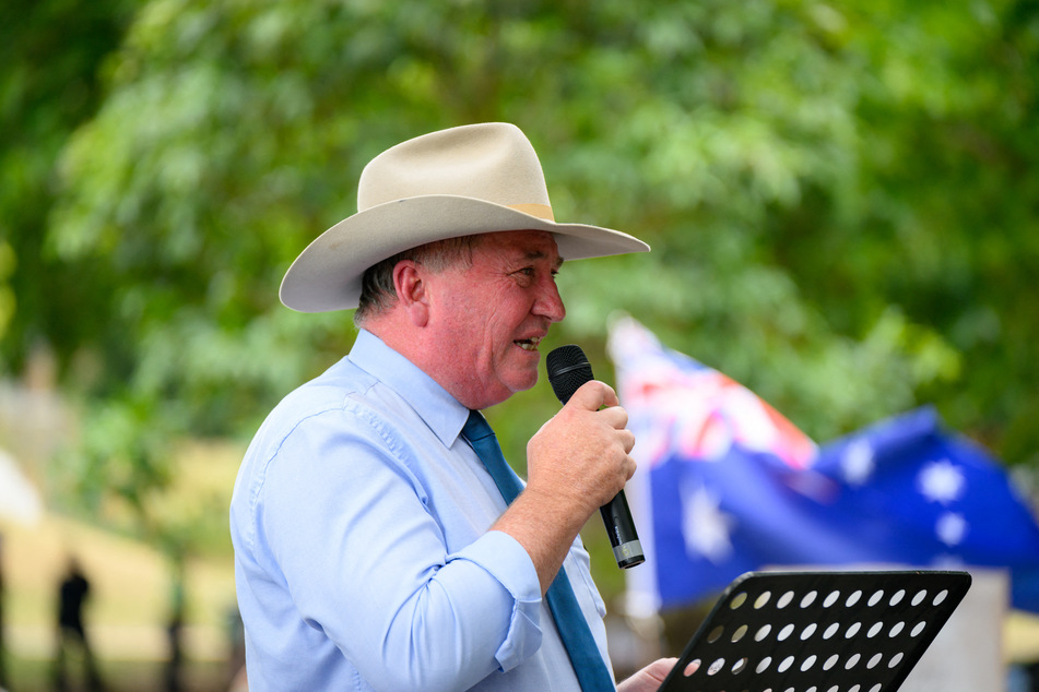 Former Deputy Prime Minister Barnaby Joyce exploded at a dog while being interviewed on live TV.