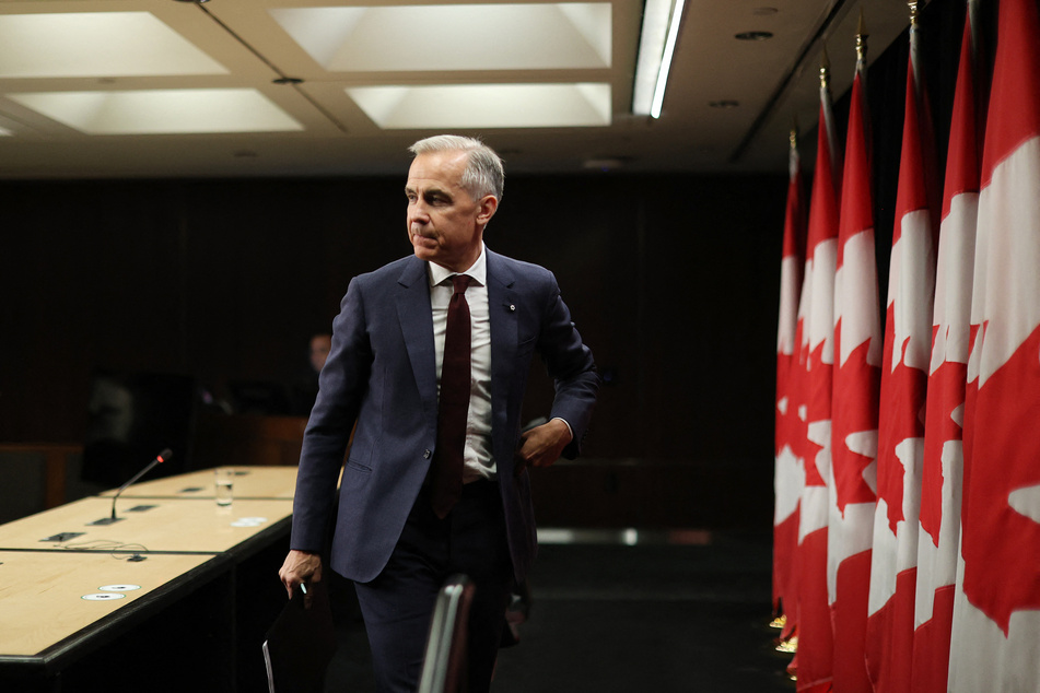 A former trade negotiator warned that Canadian Prime Minister Mark Carney's government is unlikely to secure a tariff deal with the US before the midterm elections.