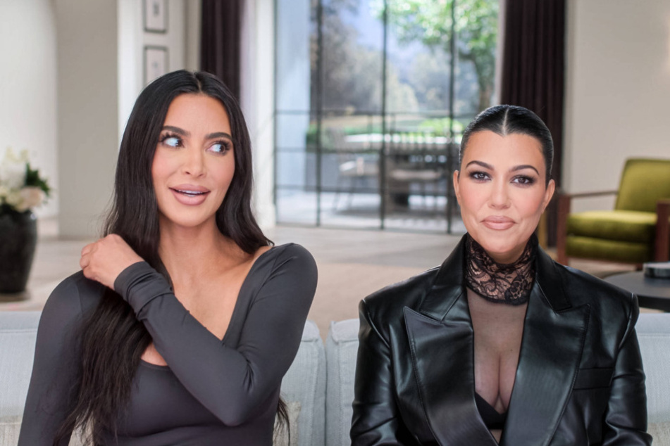 Kourtney Kardashian (r.) threw subtle shade to Kim (l.) in honor of the fashion mogul's 43rd birthday!