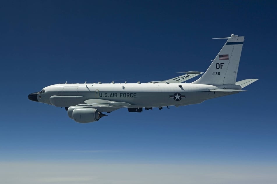 US urging open "lines of communication'" with China after jet incident